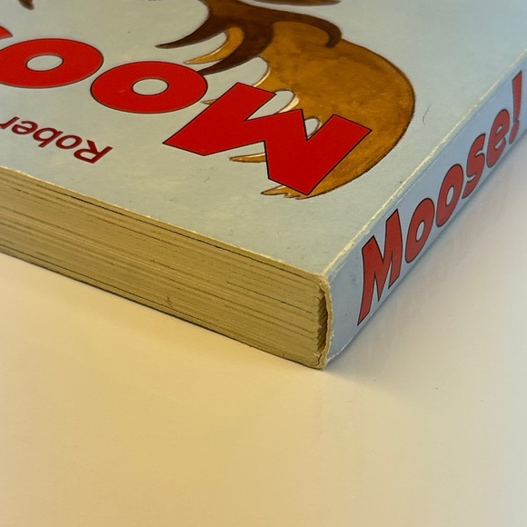Moose! by Robert Munsch Scholastic Children’s Book - Picture 6 of 7